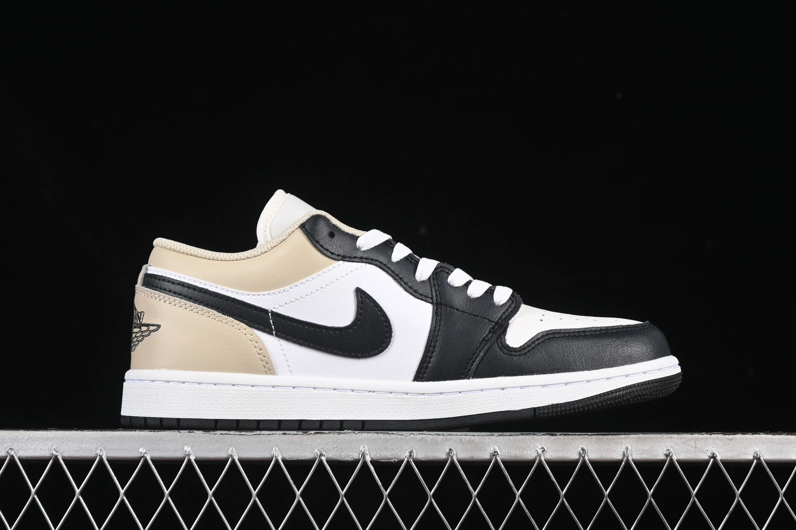 All categories Air Jordan Jordan series basketball shoes Air Jordan 1 Low G version pure original Air Jordan 1 Low AJ1 Joe 1 cream white low-top cultural casual sneakers 553558-153